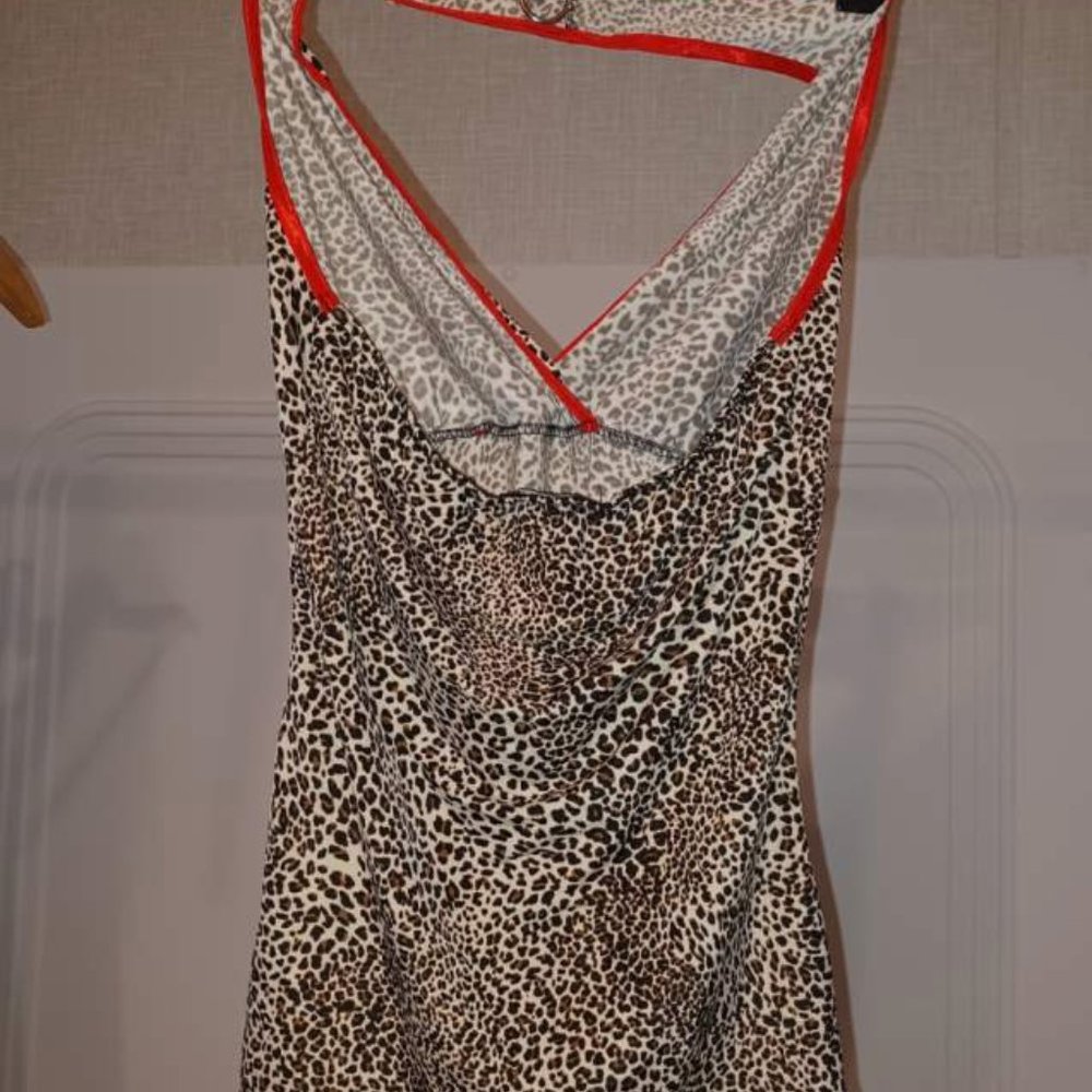 Leopard Halter Top - Picture 2 of 3